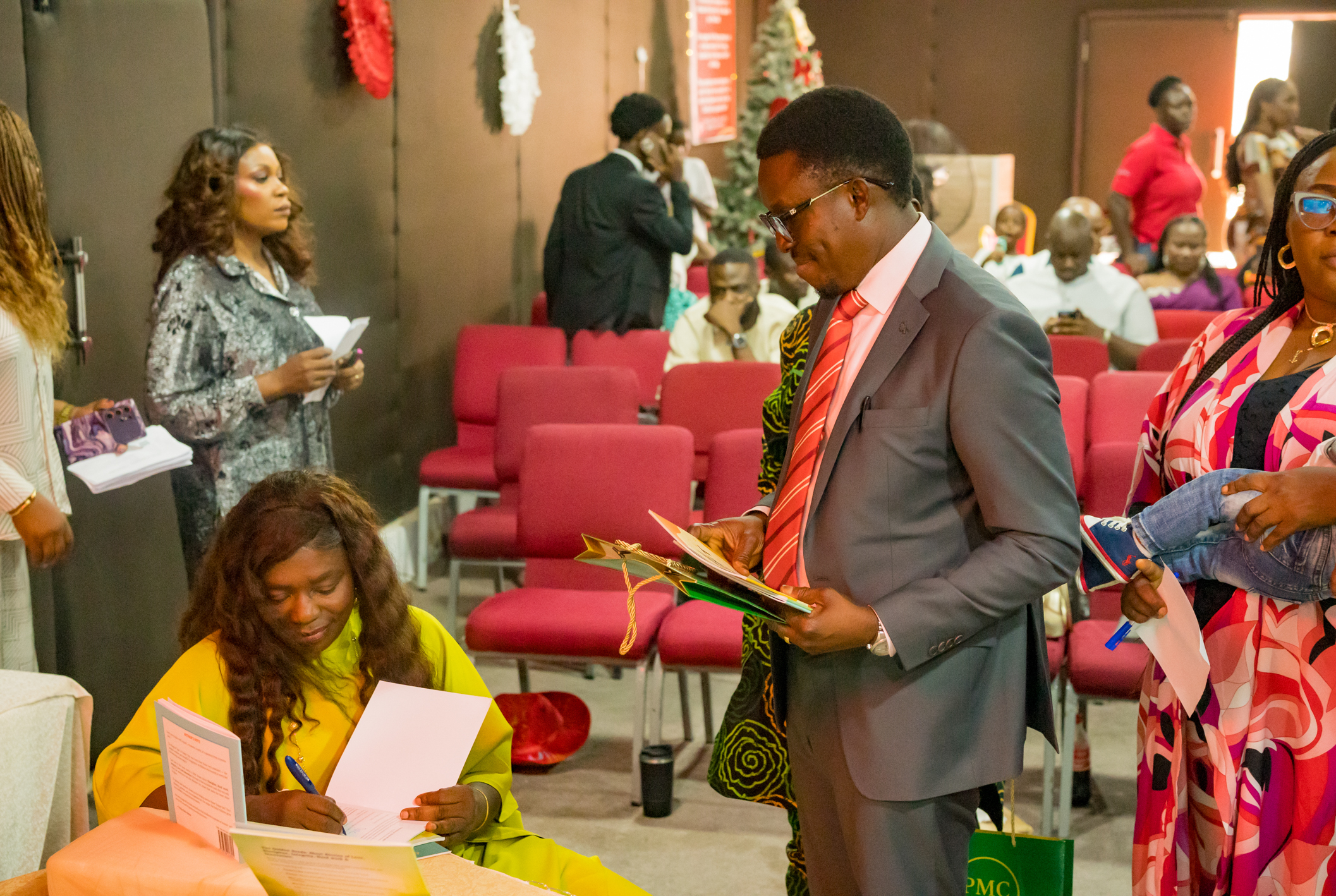 Author Patricia Signing Books